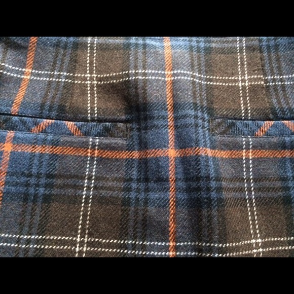 Cabi Plaid Wool Skirt - Picture 4 of 7
